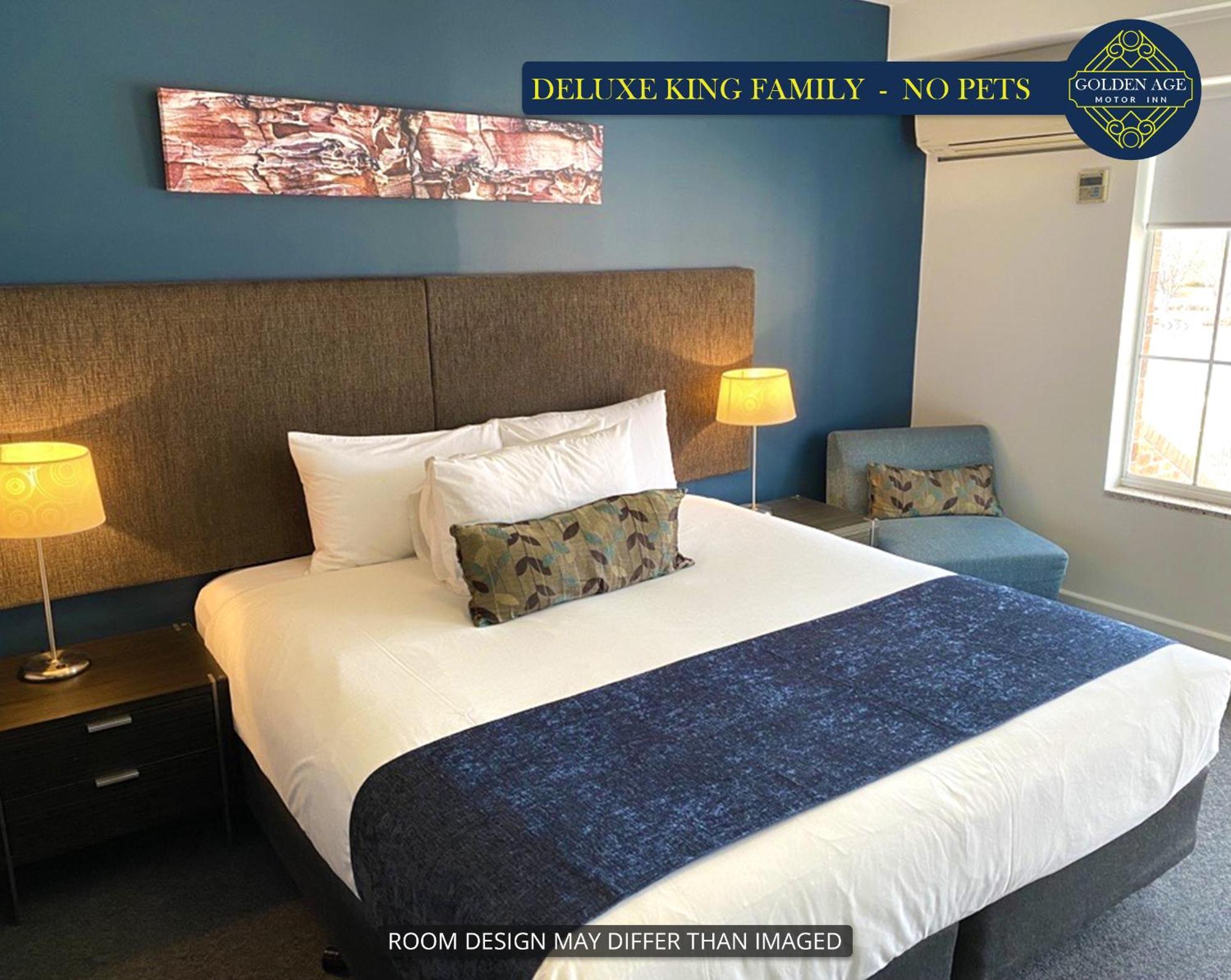 Golden Age Motor Inn Кеанбеан Екстериор снимка
